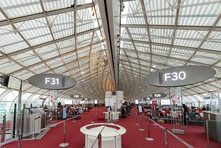 5487-Paris Airport x 720