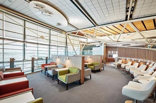 Sky Team Loung YVR 510 9x6