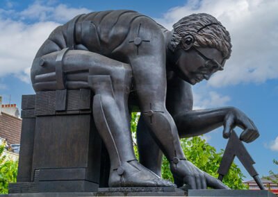Statue of Architect and Engineer in London